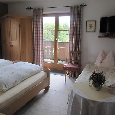 豪斯弗里德尔旅馆 招待所 基茨比厄尔