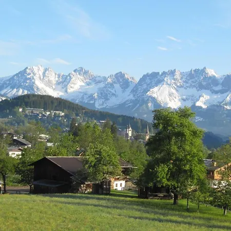 豪斯弗里德尔旅馆 3*